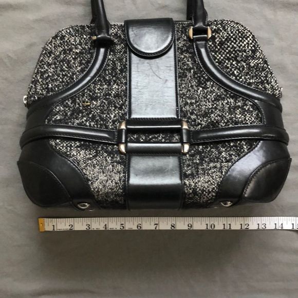 Alexander McQueen Novak Handbag - Picture 8 of 11